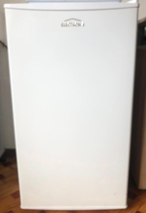 Frigorífico 1 porta 95€