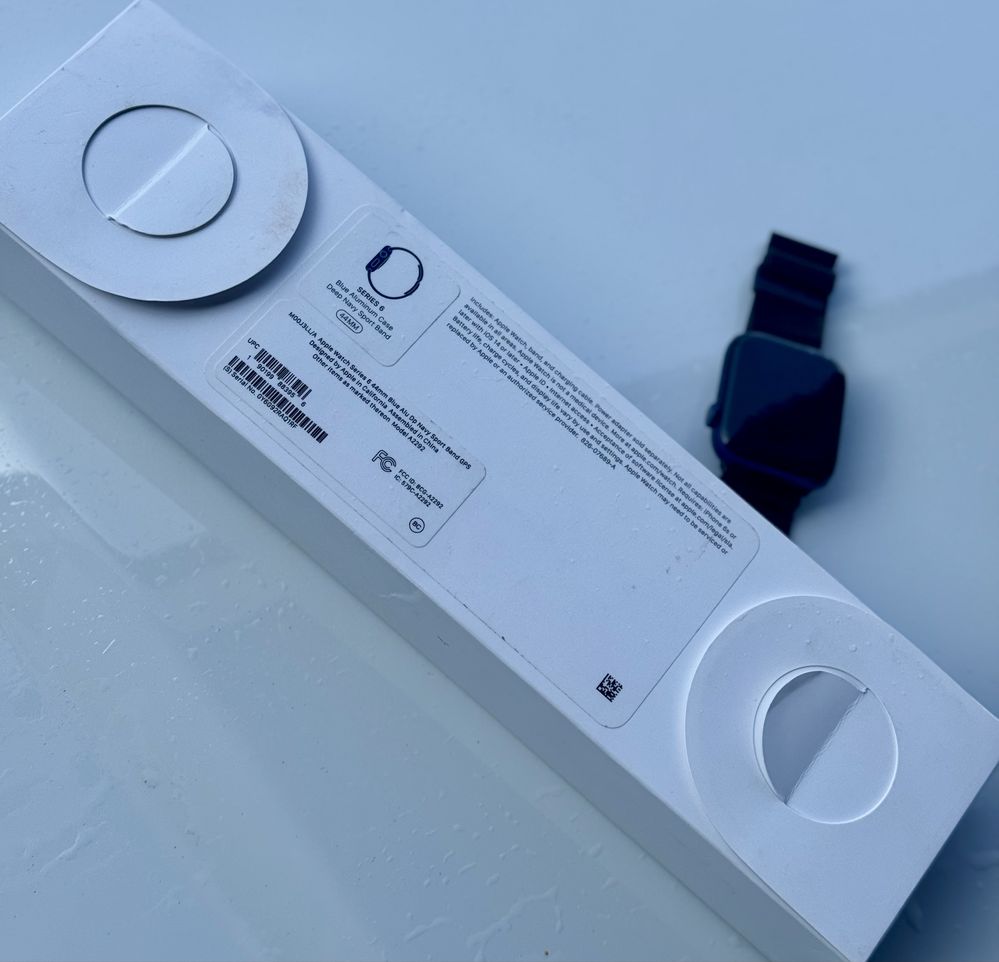 Продам apple watch series 6 44 mm