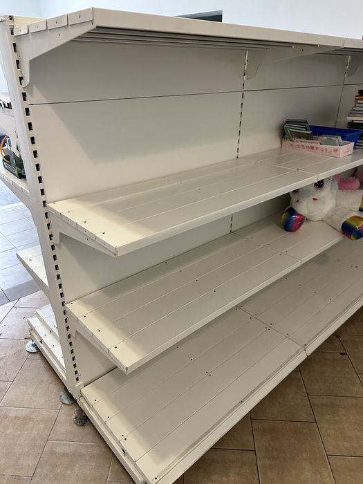 Regał sklepowy gondola moga byc przyscienne