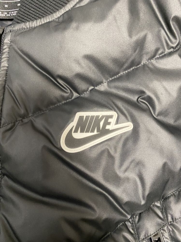 Куртка nike,бомбер Nike