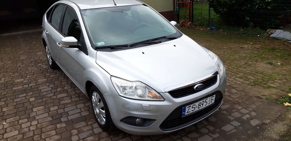 Ford Focus 5 drzwi, Klimatronic, ABS, Ładny