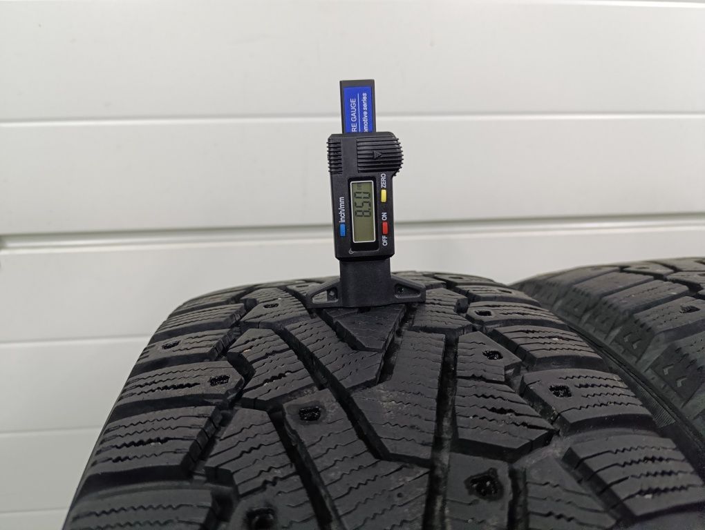 Felgi aluminiowe 17" opony zima 8.5mm Pirelli Ford Kuga
