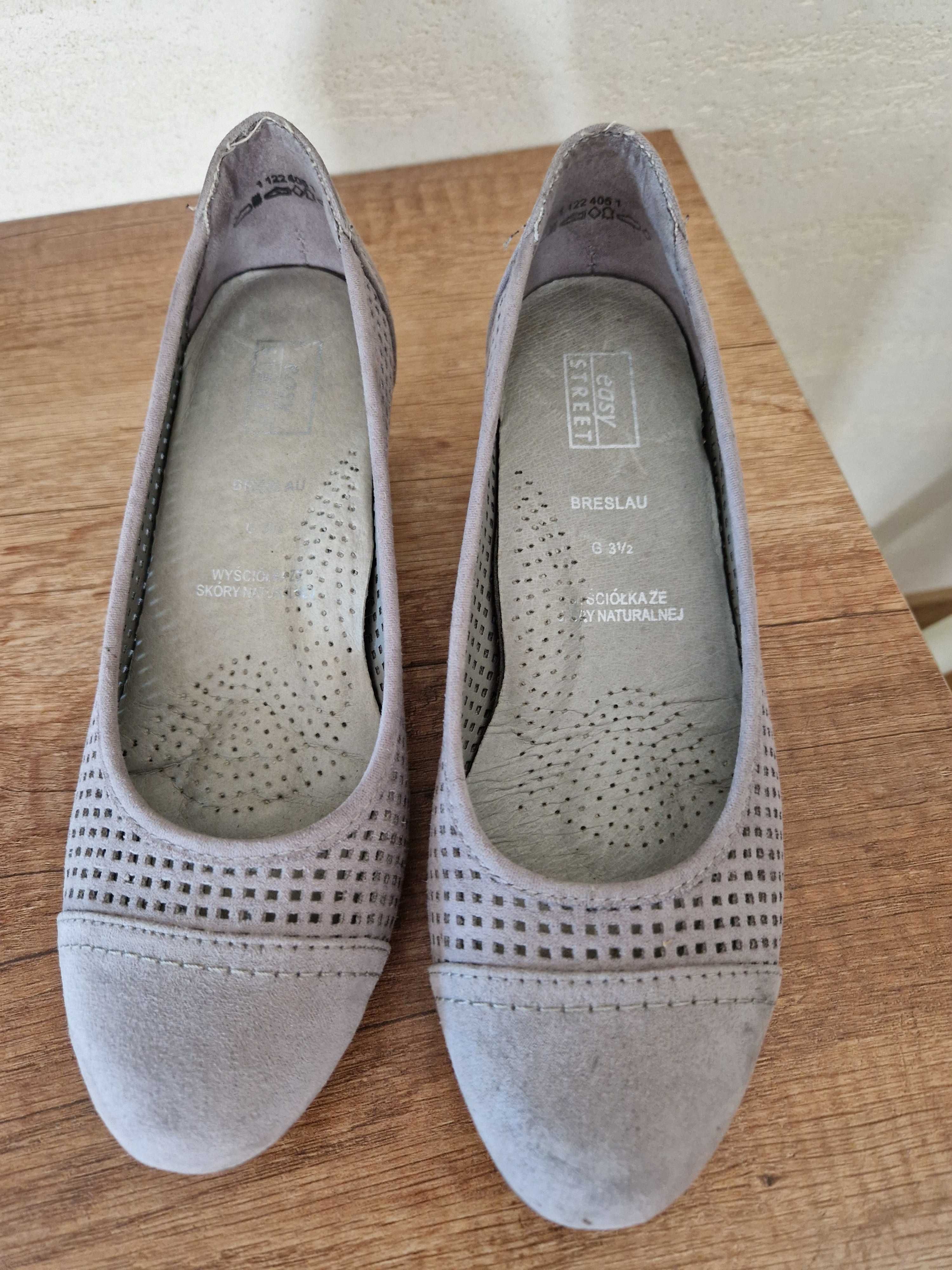 Buty damskie na koturnie