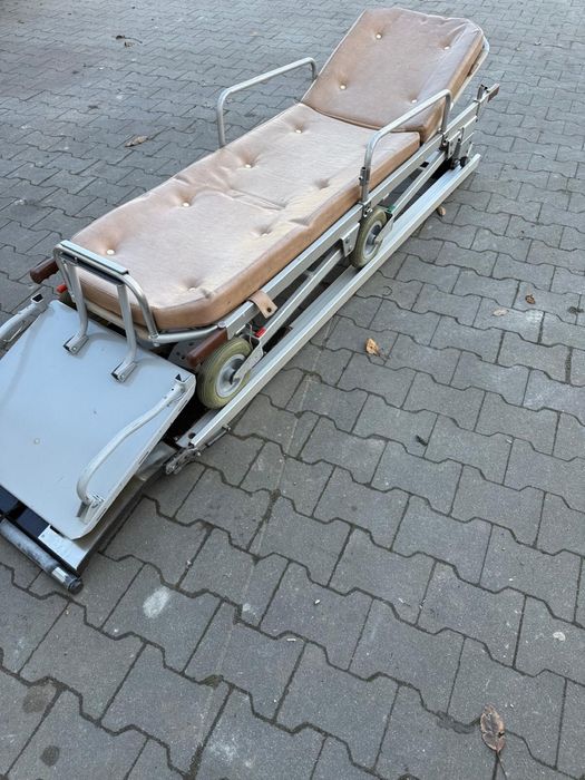Nosze do ambulansu lozko do karetki