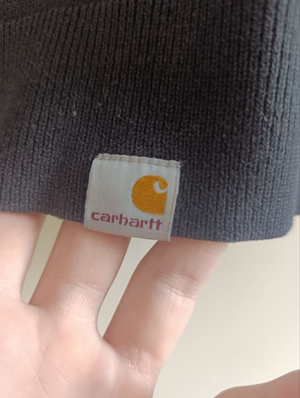 Світер carhartt.
