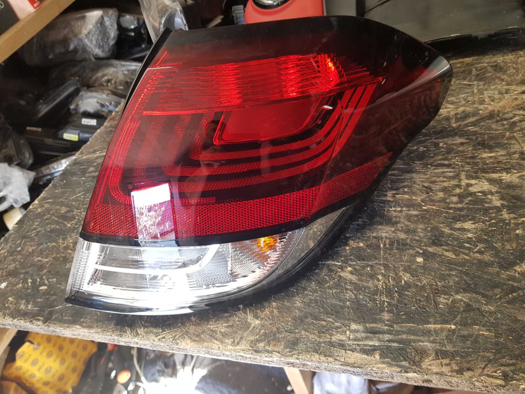 lampa tył Citroen C4 II 2010-