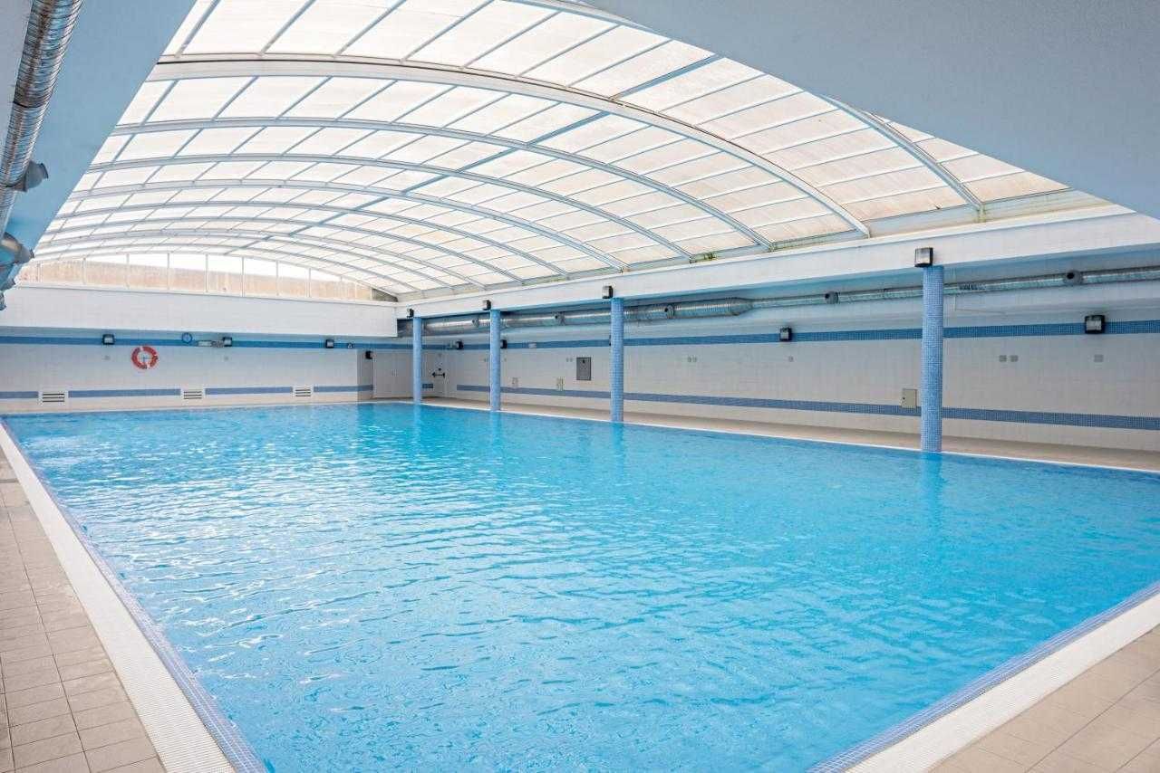 T2 Furadouro  em condomínio fechado com piscina interior e exterior