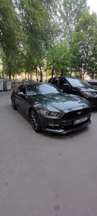 Продам форд мустанг