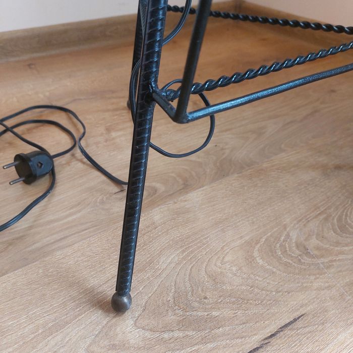 Lampa z gazetnikiem prl vintycz