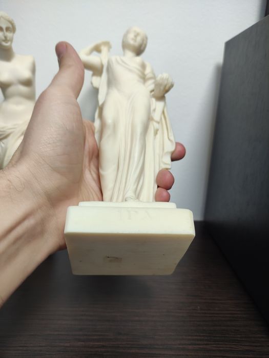 Статуетка Гера богиня грецька Юнона римська мармурова статуэтка мрамор