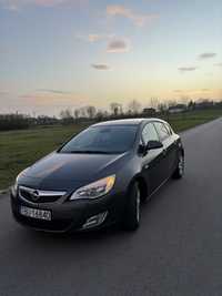 Opel astra j 1.7cdti