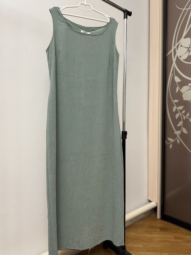 Оливкова сукня Marks&Spencer