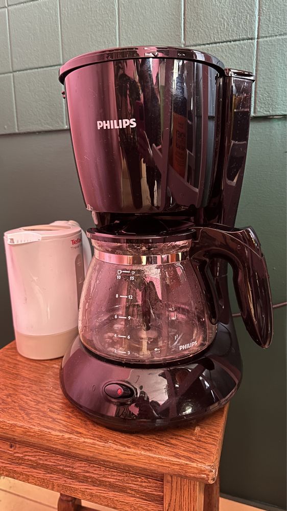 Крапельна кавоварка Philips кофемашина