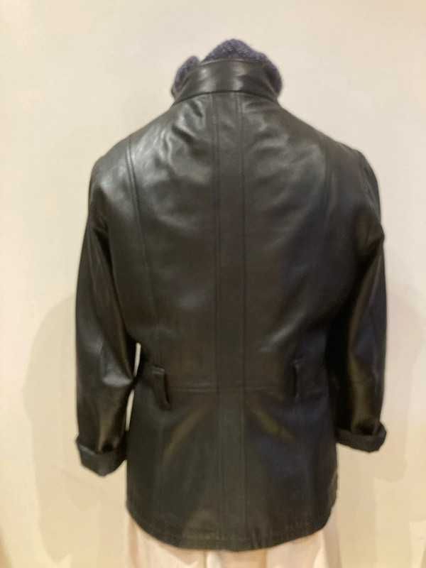 Skórzana kurtka w czarnym kolorze C&A