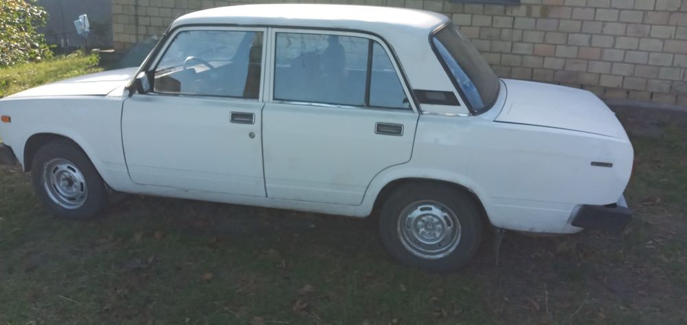 Продам ваз 2105 находу експортна гарний жигуль