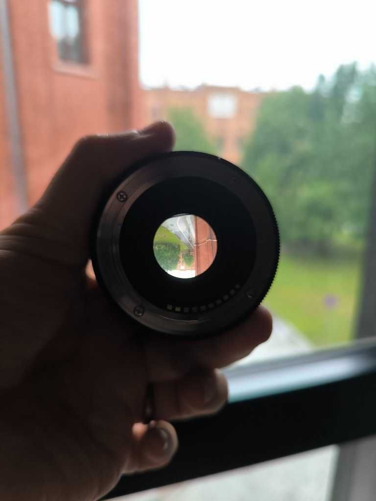 Sigma 16mm f/1.4 DC DN (Sony E-mount)