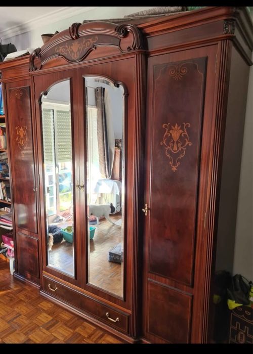 Guarda roupa / Roupeiro