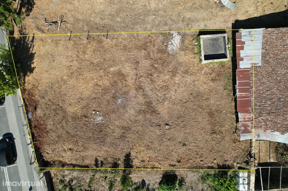 Terreno urbano de 769m2 em Pedrógão Grande, que permite edificar 730m2