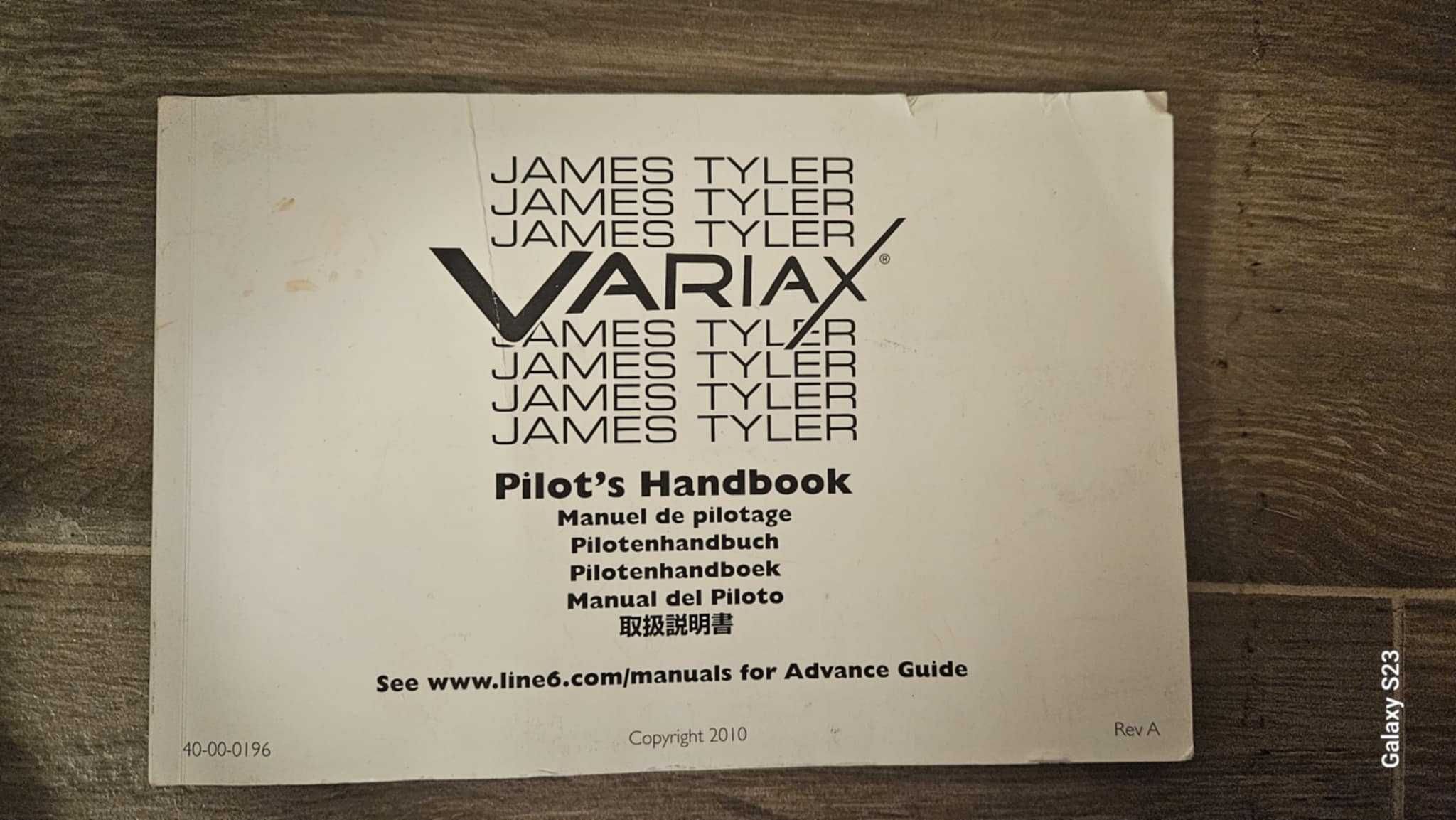 Line 6 JTV-59 James Tyler Variax - czarna gitara modelowana 5000 zł
