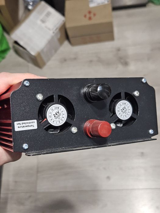 Інвертор перетворювач 220в 24в