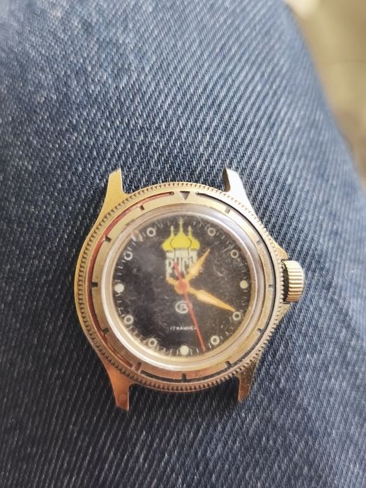 Часи механічні і кварцеві різних брендів, командирські водонепроникні