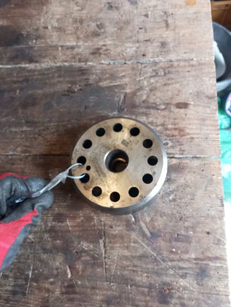 Magneto koło magnesowe zapłon zamachowe Suzuki GSXR 750 600 srad 1.117