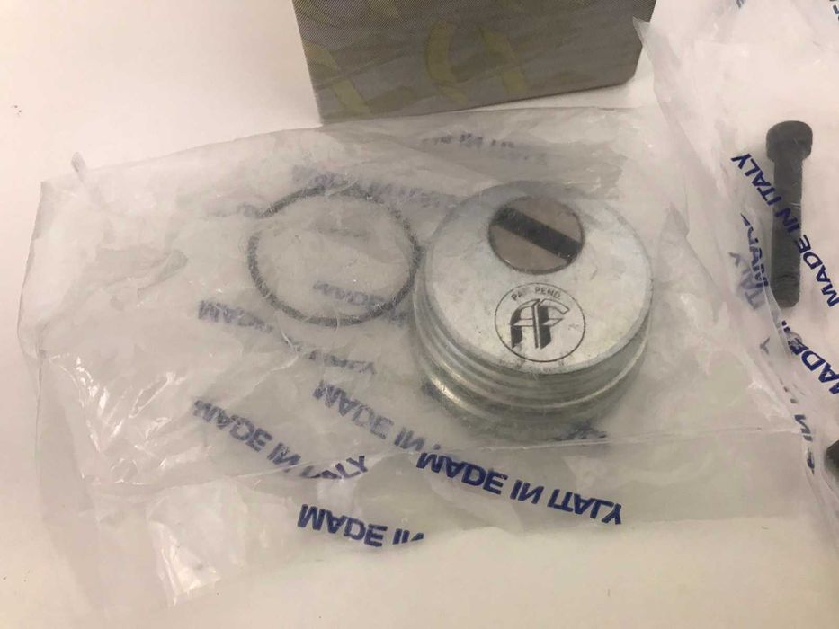 Броненакладка Azzi Fausto KIT3/ANTITUBO/SB/CS нова!