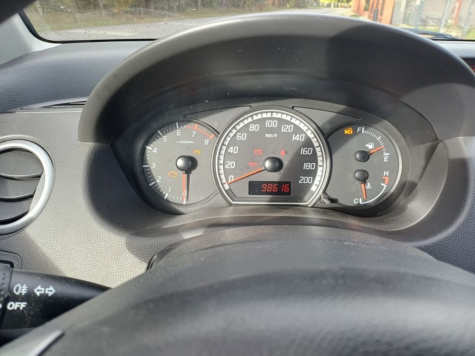 Suzuki Swift 1.3 2005R