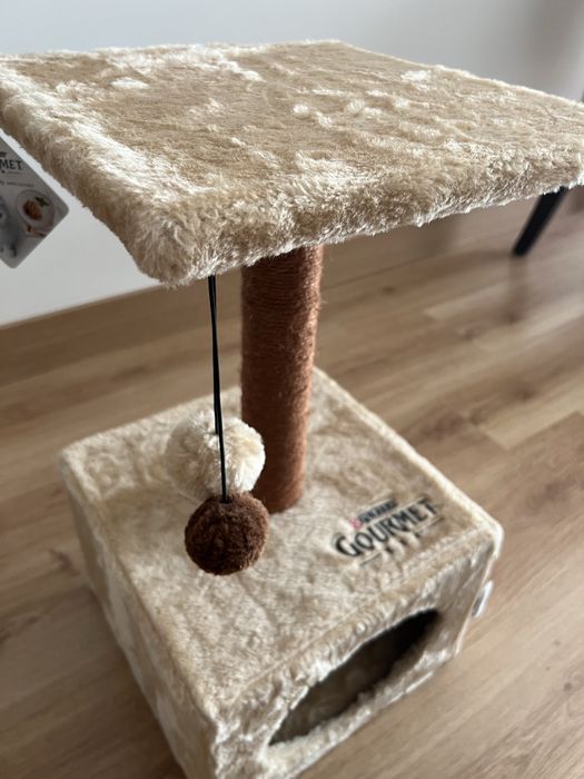 Arranhador para gato novo