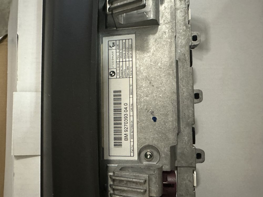 Monitor bmw 6.5”