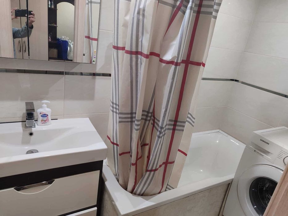 Оренда 3к кв-ри з ремонтом,м.Почайна–15 хв.пішки,Куренівський парк