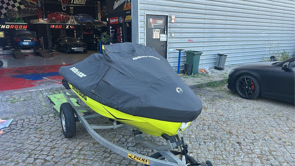Sea doo 300 RXT RS 2019 troco por x6 ou 635d troca