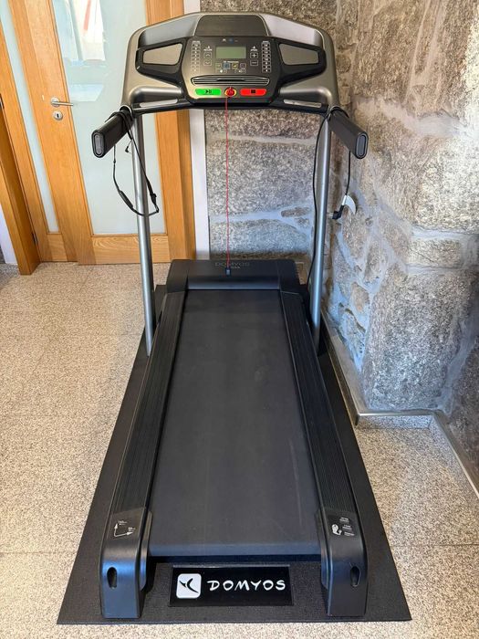 Passadeira de corrida DOMYOS T900A 2018