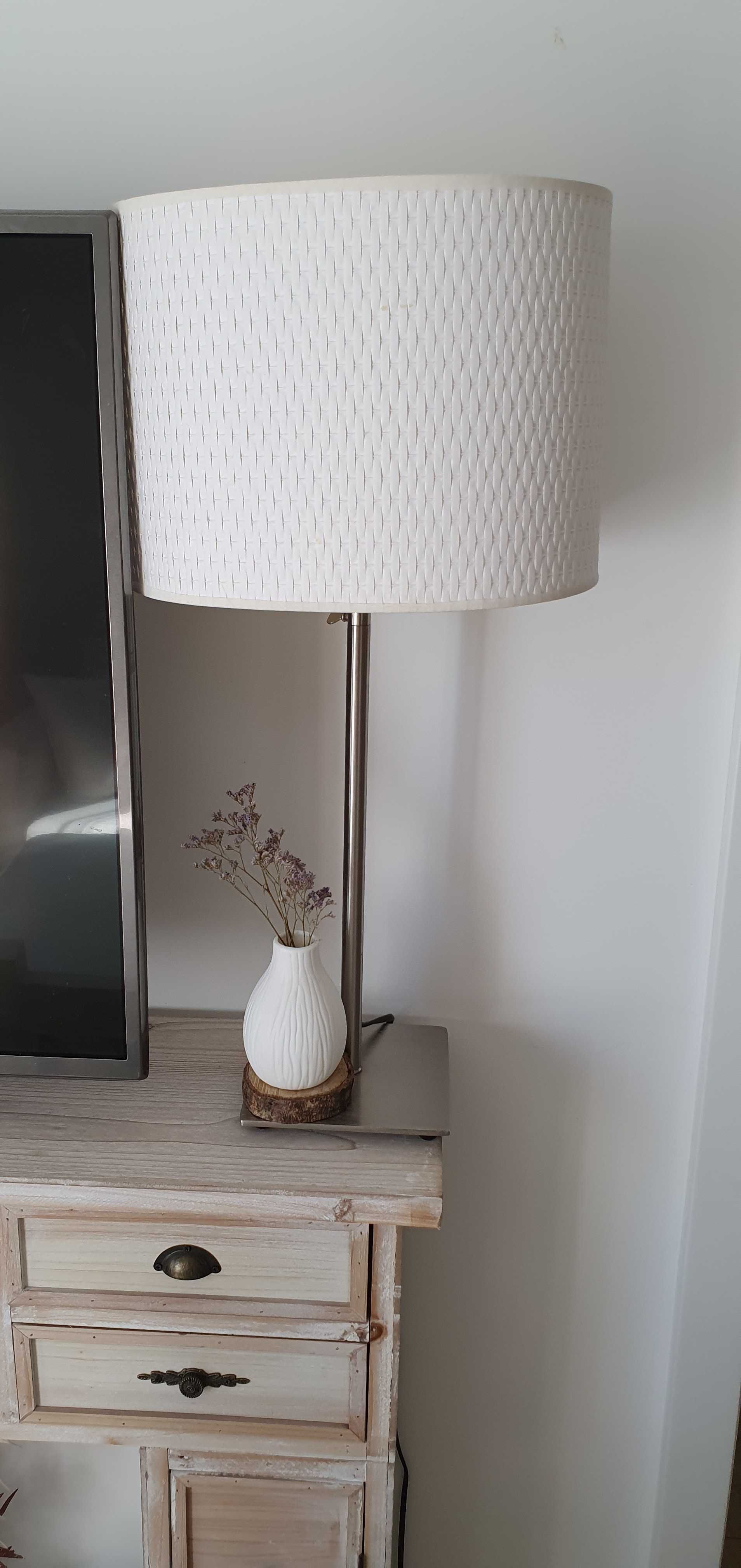 Żyrandol, kinkiety i lampka ikea