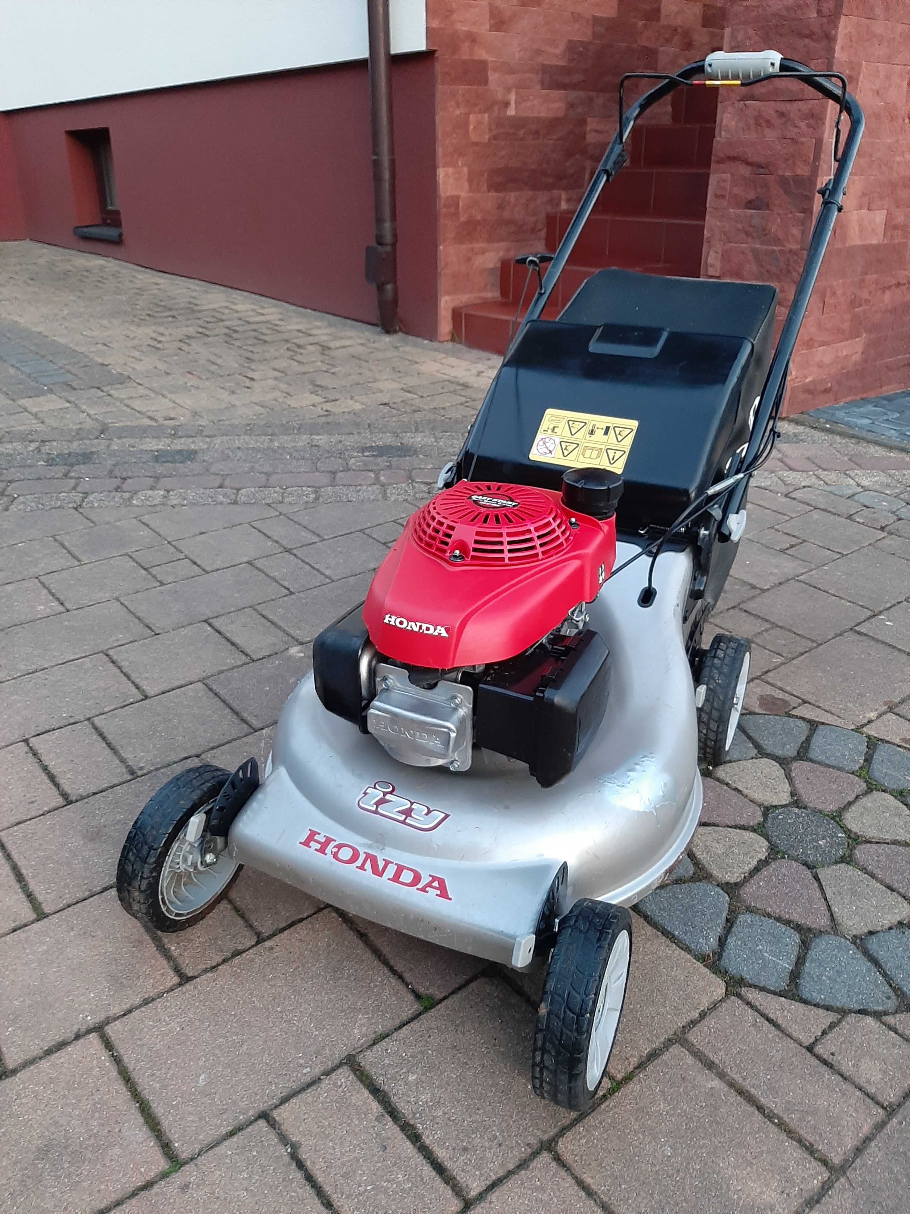 Kosiarka spalinowa HONDA GCV 160 easy  start napęd  Smart  Drive ładna