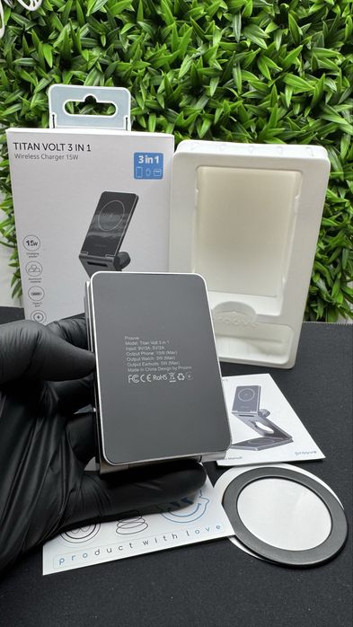 Стильна металева бездротова зарядка 3 в 1 Proove Titan