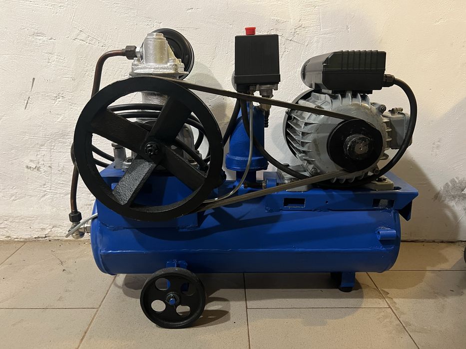 Воздушный компрессор