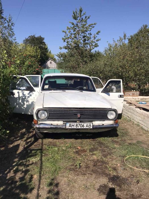 Продам авто б/у Волга 2410 (не на ходу)