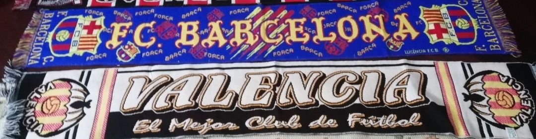2 cachecois ,Barcelona e valencia