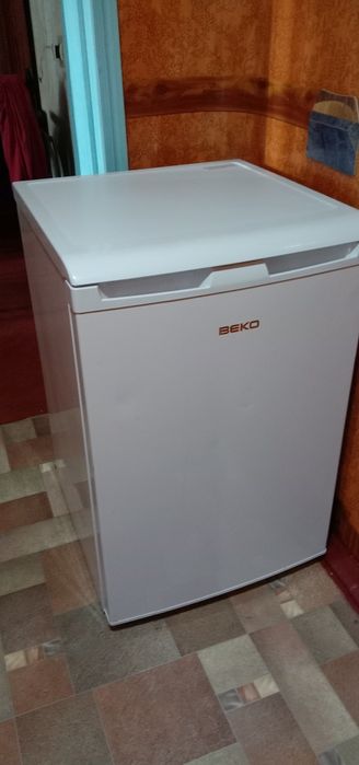 Міні-холодильник ВЕКО