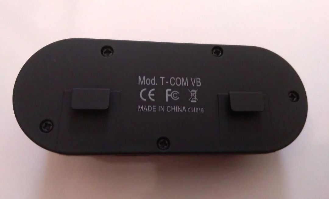 Auricular / Intercomunicador Bluetooth C/RADIO /Motard ( NOVO )