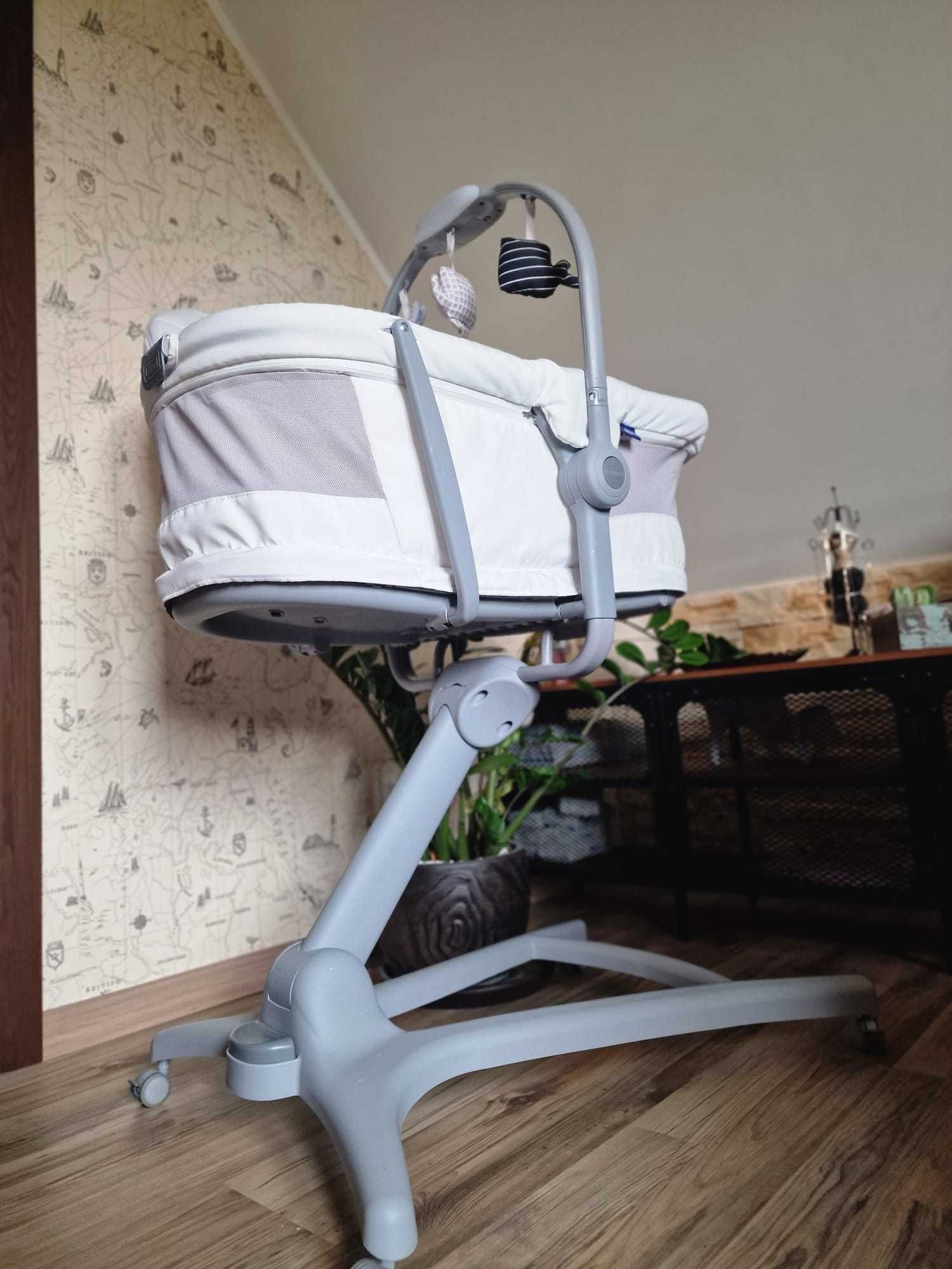 Lozeczko Chicco Baby Hug 4 w 1 AIR White Snow + materacyk