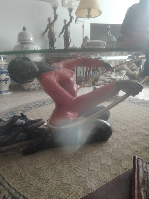 mesa escultura africana