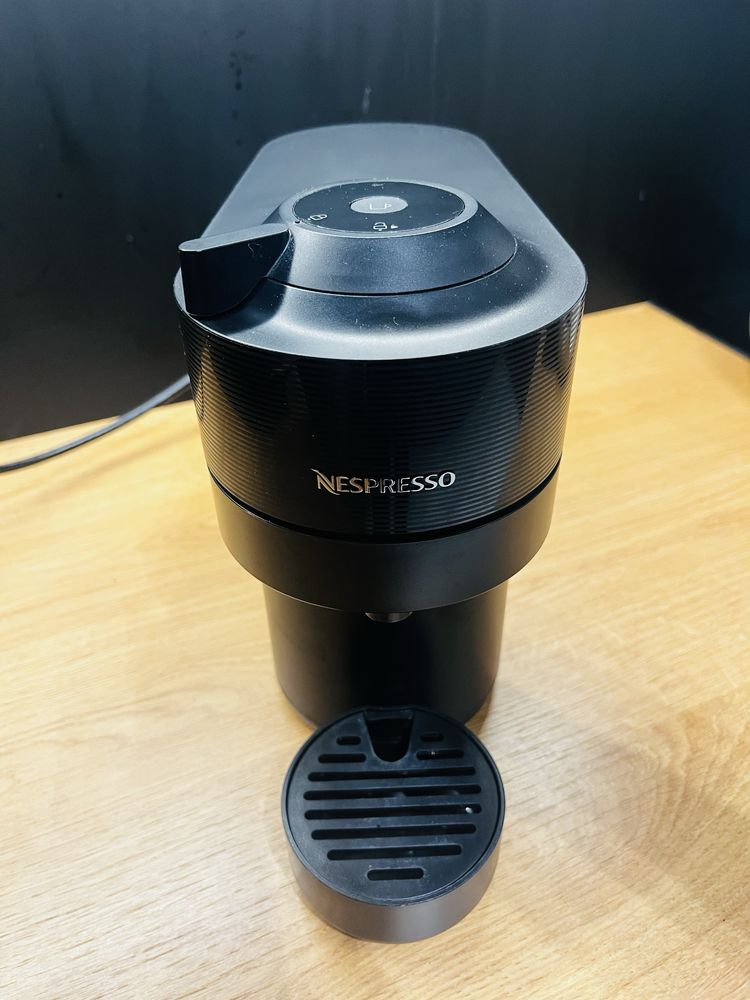 Ekspres do kawy NESPRESSO model POP. Kapsułki VERUTO