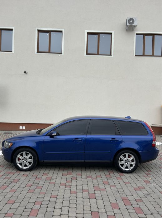 Volvo v50 (вольво в50) 2.0 2007