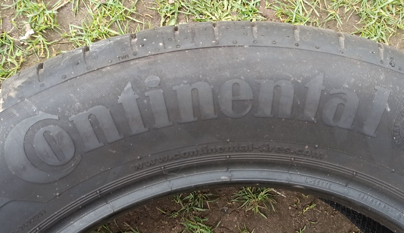 Opony letnie Continental ContiEcoContact 5 215/60R17 96H jak nowe
