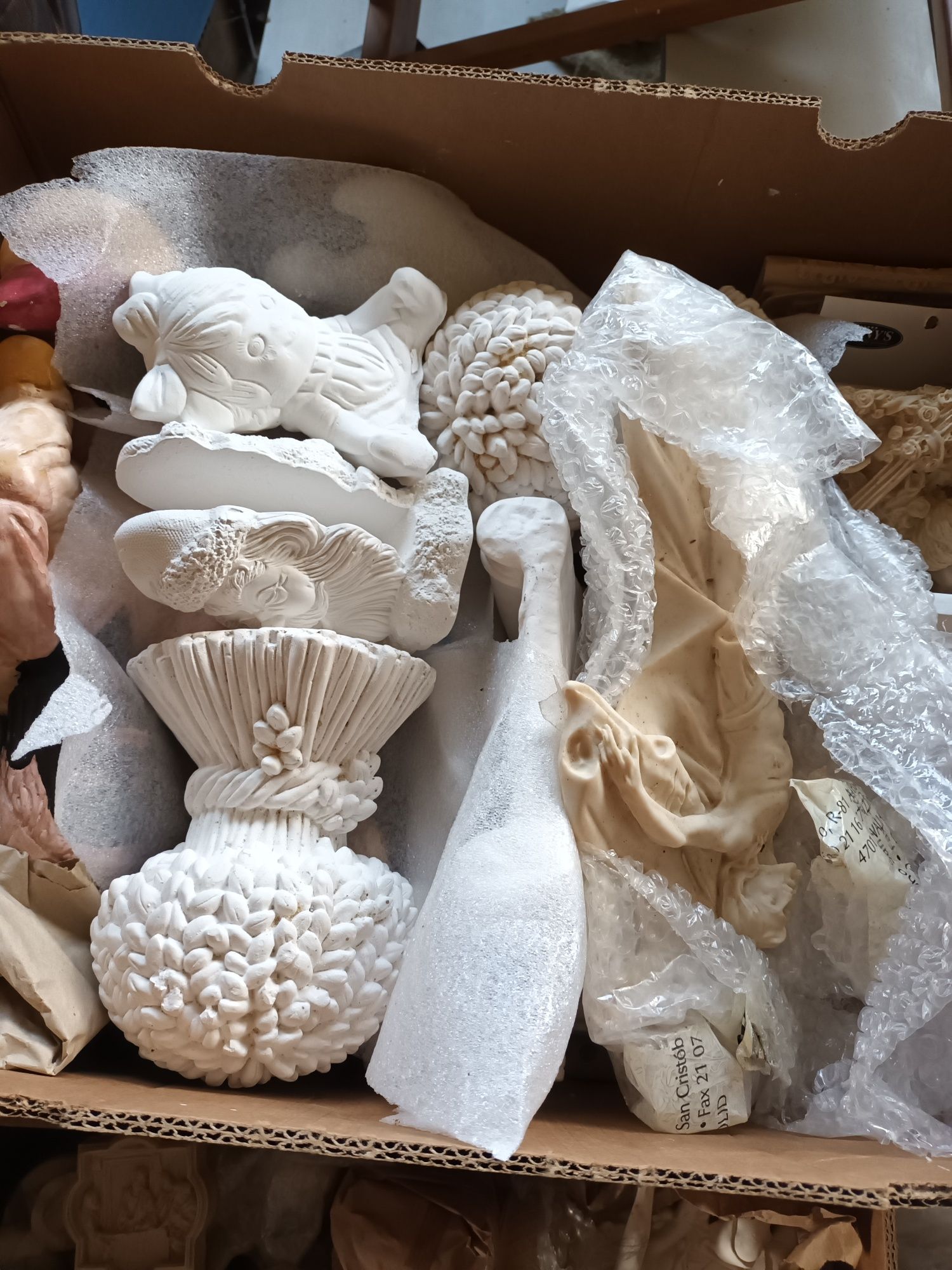 Vendo grande lote de peças para pintura