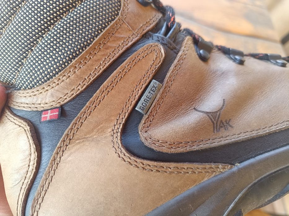 Buty trekkingowe ECCO 42 Gore-Tex Yak