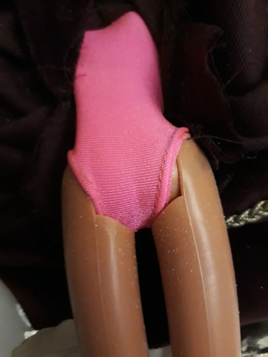 Kultowa BARBIE  PETRA/ w  sukni aksamitnej -strój anioła.RETRO lata 90