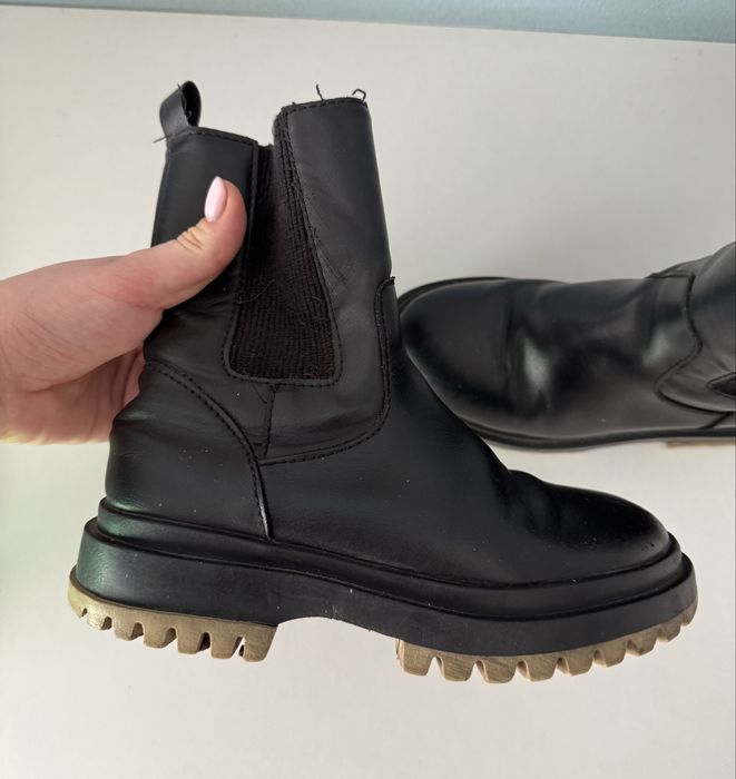 Шкіряні черевики на дівчинку 31 розміру